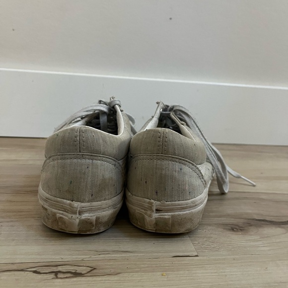 There vans, size 6.5 US women’s, gray. - Picture 4 of 7